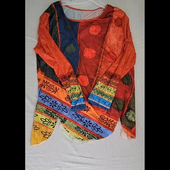 Vibrant Multicolor Women’s Long Sleeve Top - Picture 1 of 1